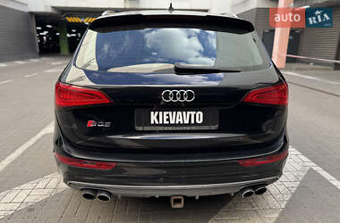 Позашляховик / Кросовер Audi SQ5 2013 в 