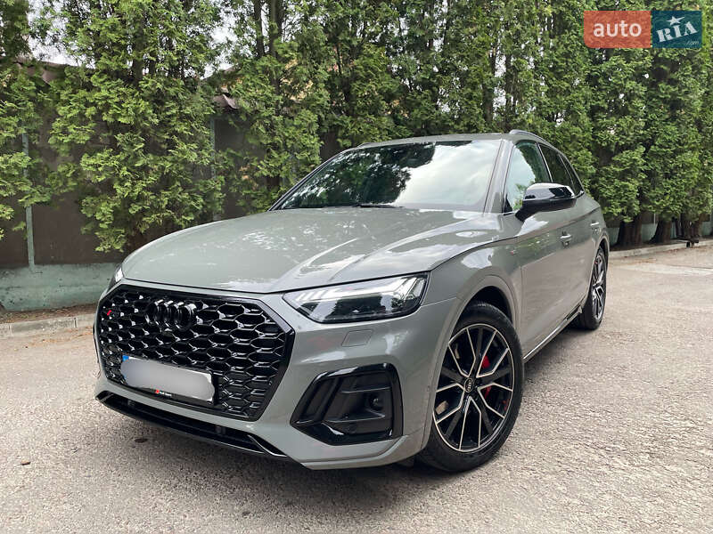 Позашляховик / Кросовер Audi SQ5 2022 в Рівному