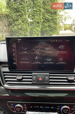 Внедорожник / Кроссовер Audi SQ5 2022 в 