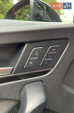Внедорожник / Кроссовер Audi SQ5 2022 в 