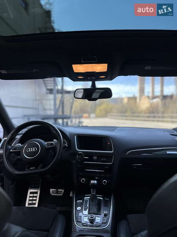 Позашляховик / Кросовер Audi SQ5 2014 в Києві