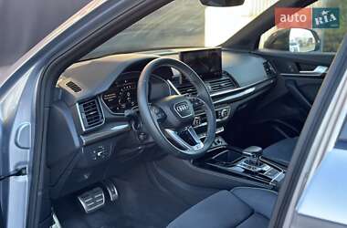 Внедорожник / Кроссовер Audi SQ5 2022 в 