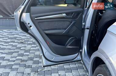 Внедорожник / Кроссовер Audi SQ5 2022 в 