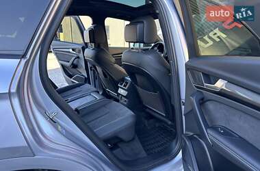 Внедорожник / Кроссовер Audi SQ5 2022 в 