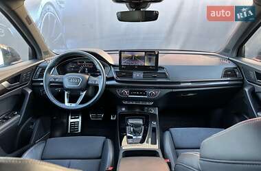 Внедорожник / Кроссовер Audi SQ5 2022 в 