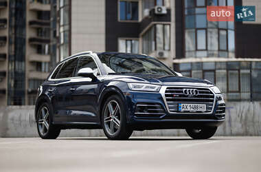 Внедорожник / Кроссовер Audi SQ5 2018 в 