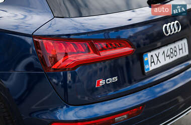 Внедорожник / Кроссовер Audi SQ5 2018 в 