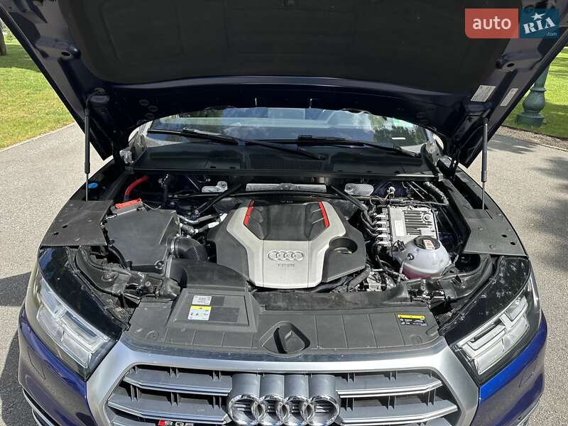 Внедорожник / Кроссовер Audi SQ5 2018 в Харькове