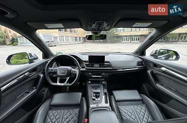 Внедорожник / Кроссовер Audi SQ5 2018 в 