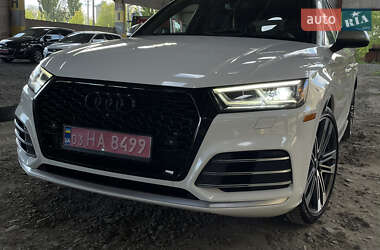 Позашляховик / Кросовер Audi SQ5 2018 в 