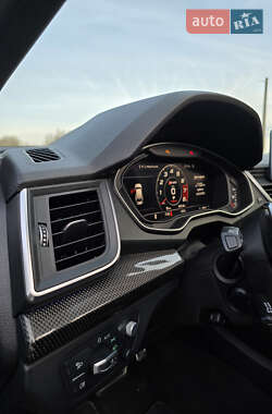Внедорожник / Кроссовер Audi SQ5 2019 в 