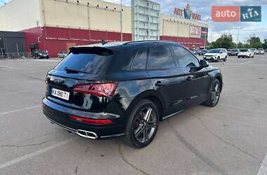 Внедорожник / Кроссовер Audi SQ5 2017 в 