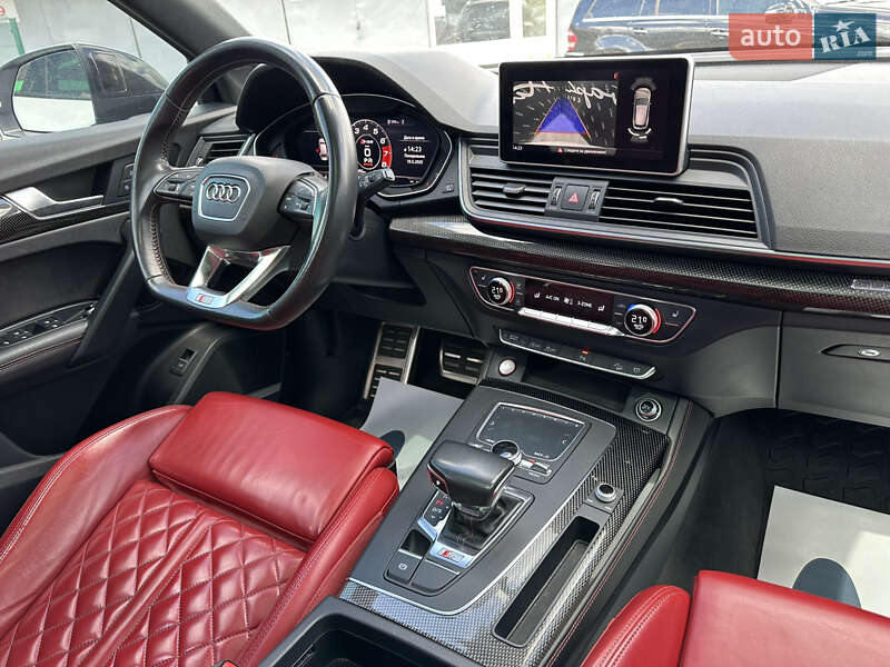 Внедорожник / Кроссовер Audi SQ5 2018 в Киеве
