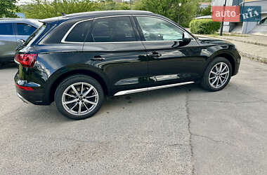 Внедорожник / Кроссовер Audi SQ5 2022 в 