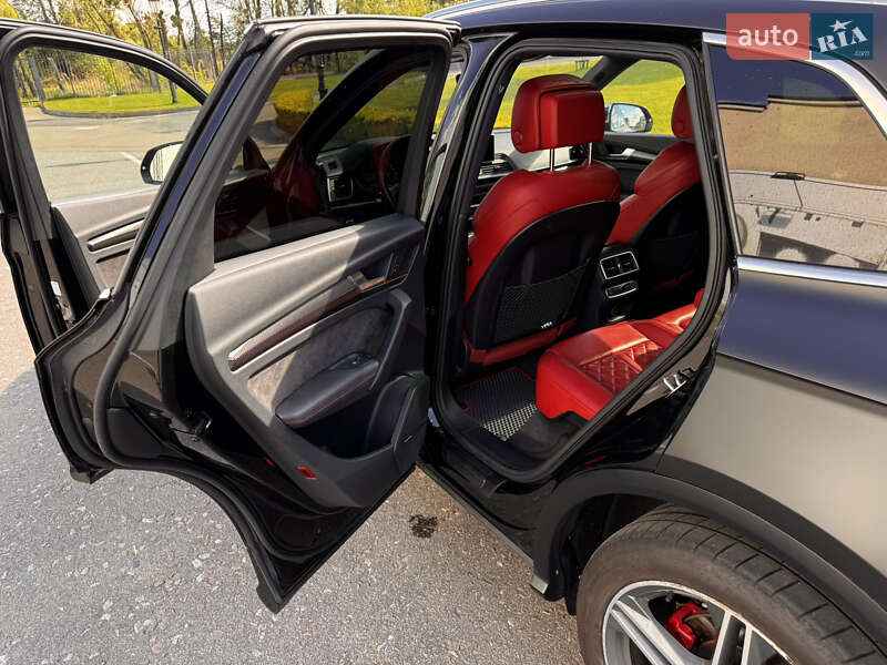 Внедорожник / Кроссовер Audi SQ5 2018 в Киеве фото 24 Внедорожник / Кроссовер Audi SQ5 2018 в Киеве