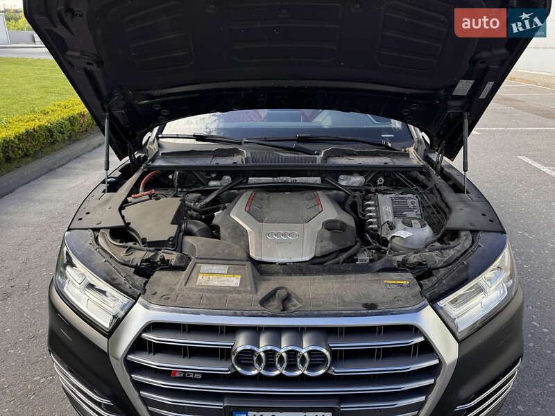 Внедорожник / Кроссовер Audi SQ5 2018 в Киеве фото 28 Внедорожник / Кроссовер Audi SQ5 2018 в Киеве