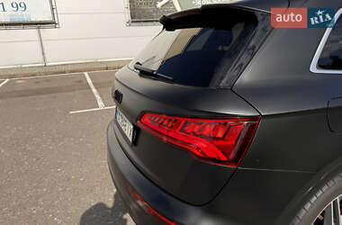 Внедорожник / Кроссовер Audi SQ5 2018 в 