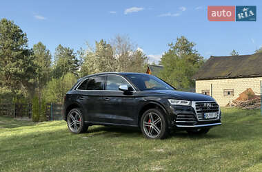Внедорожник / Кроссовер Audi SQ5 2018 в 
