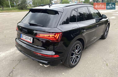 Позашляховик / Кросовер Audi SQ5 2023 в 