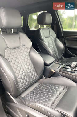Позашляховик / Кросовер Audi SQ5 2023 в 
