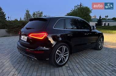 Внедорожник / Кроссовер Audi SQ5 2014 в 