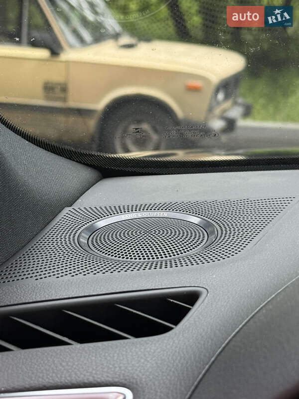 Позашляховик / Кросовер Audi SQ5 2014 в Києві фото 21 Позашляховик / Кросовер Audi SQ5 2014 в Києві