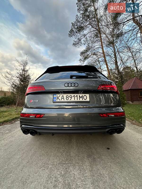 Внедорожник / Кроссовер Audi SQ5 2020 в Киеве