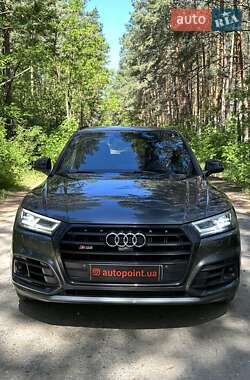 Внедорожник / Кроссовер Audi SQ5 2017 в 