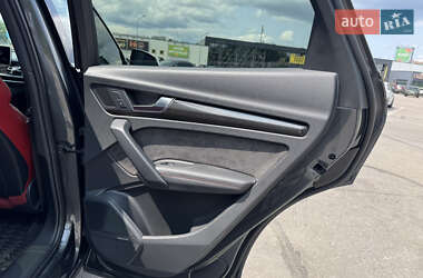 Внедорожник / Кроссовер Audi SQ5 2018 в 