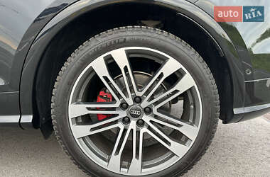 Внедорожник / Кроссовер Audi SQ5 2020 в 