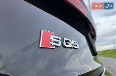Внедорожник / Кроссовер Audi SQ5 2020 в 