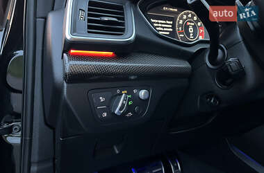 Внедорожник / Кроссовер Audi SQ5 2020 в 