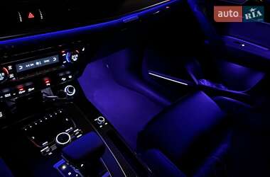 Внедорожник / Кроссовер Audi SQ5 2017 в 