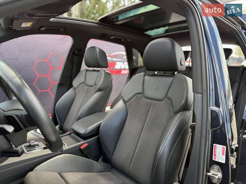 Внедорожник / Кроссовер Audi SQ5 2019 в Днепре фото 29 Внедорожник / Кроссовер Audi SQ5 2019 в Днепре