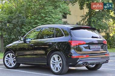 Внедорожник / Кроссовер Audi SQ5 2015 в 