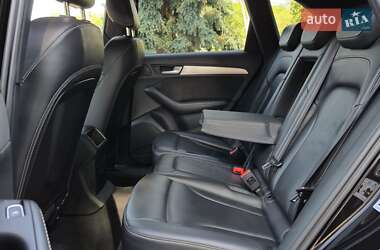 Внедорожник / Кроссовер Audi SQ5 2015 в 