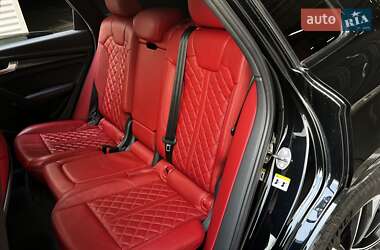 Внедорожник / Кроссовер Audi SQ5 2020 в 