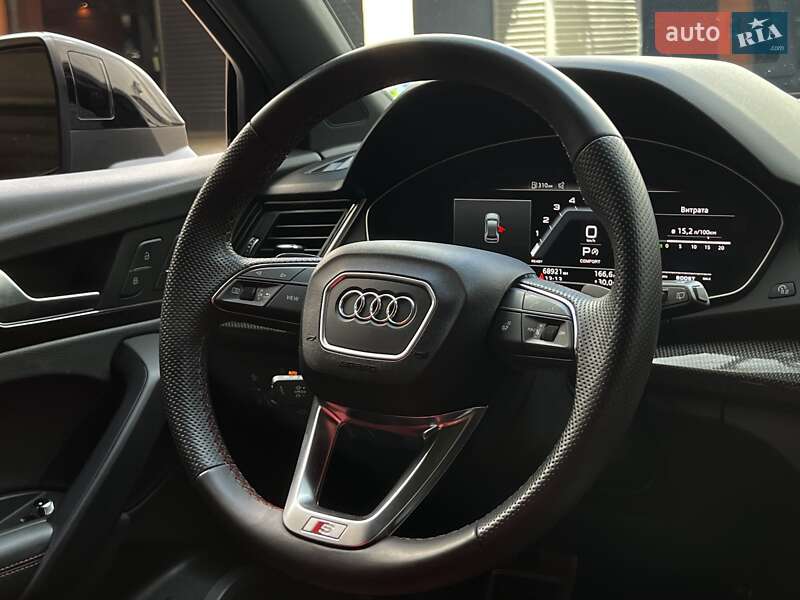 Внедорожник / Кроссовер Audi SQ5 2020 в Киеве