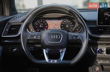 Внедорожник / Кроссовер Audi SQ5 2018 в 