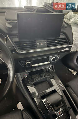 Внедорожник / Кроссовер Audi SQ5 2022 в 