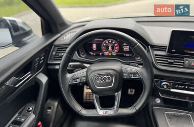 Внедорожник / Кроссовер Audi SQ5 2018 в 