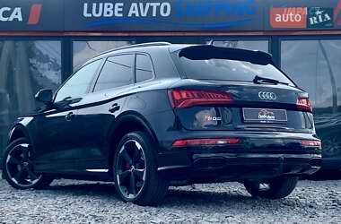 Внедорожник / Кроссовер Audi SQ5 2019 в 