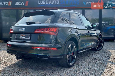Внедорожник / Кроссовер Audi SQ5 2019 в 