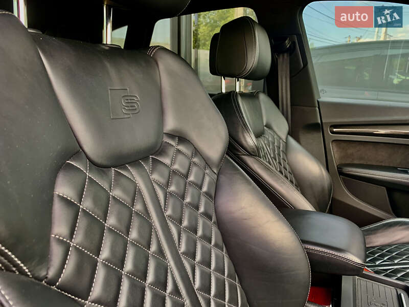 Внедорожник / Кроссовер Audi SQ5 2019 в Львове