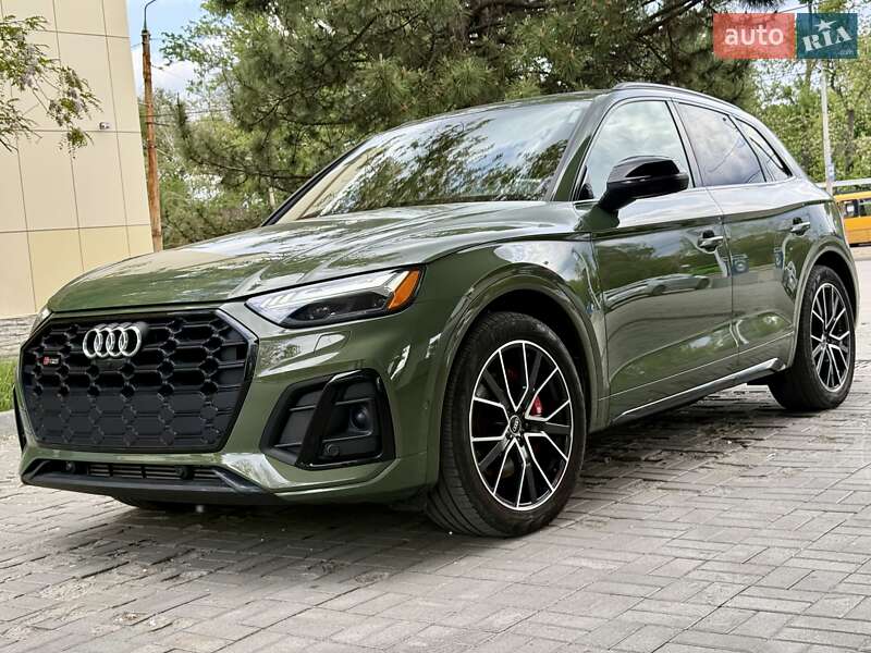Внедорожник / Кроссовер Audi SQ5 2021 в Днепре