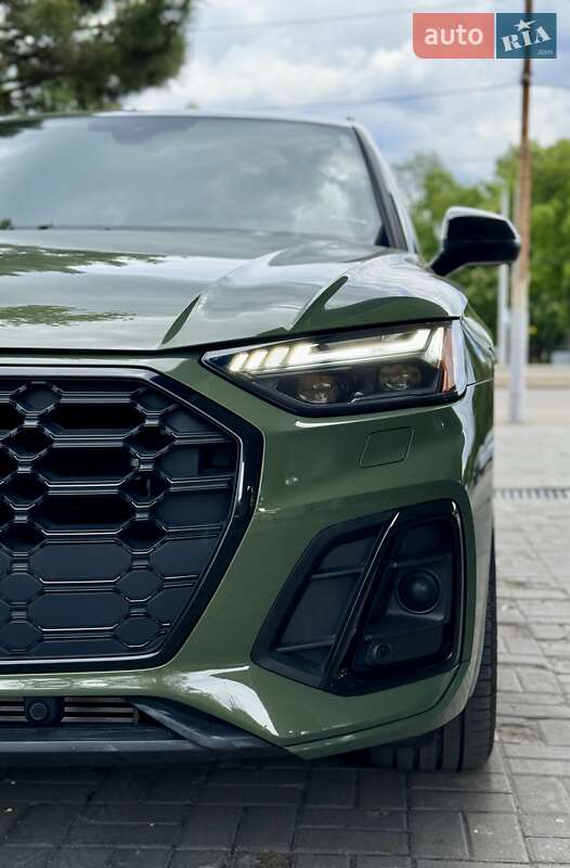 Внедорожник / Кроссовер Audi SQ5 2021 в Днепре