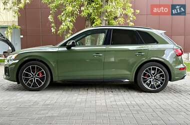 Внедорожник / Кроссовер Audi SQ5 2021 в 