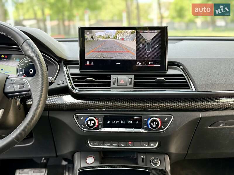 Внедорожник / Кроссовер Audi SQ5 2021 в Днепре
