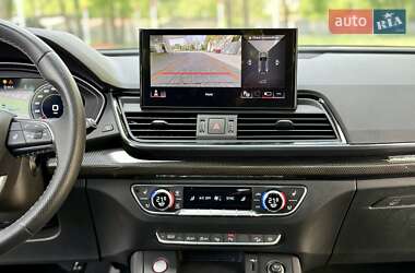 Внедорожник / Кроссовер Audi SQ5 2021 в 