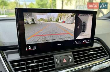 Внедорожник / Кроссовер Audi SQ5 2021 в 